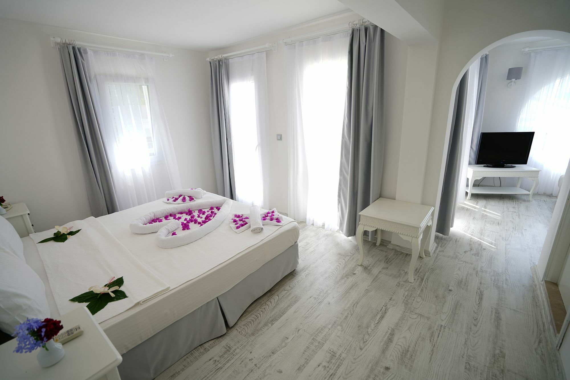 Art Suites Hotel Яликовак Экстерьер фото
